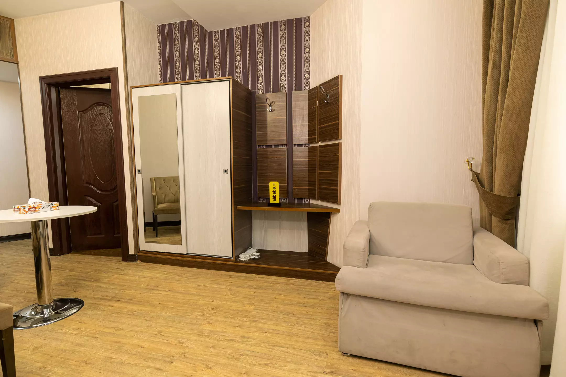 Alibaba https://cdn.alibaba.ir/ostorage/hotel-accommodation-images/6876043cac13a7ed0d8558e5_سوییت سه تخته دبل (3).webp